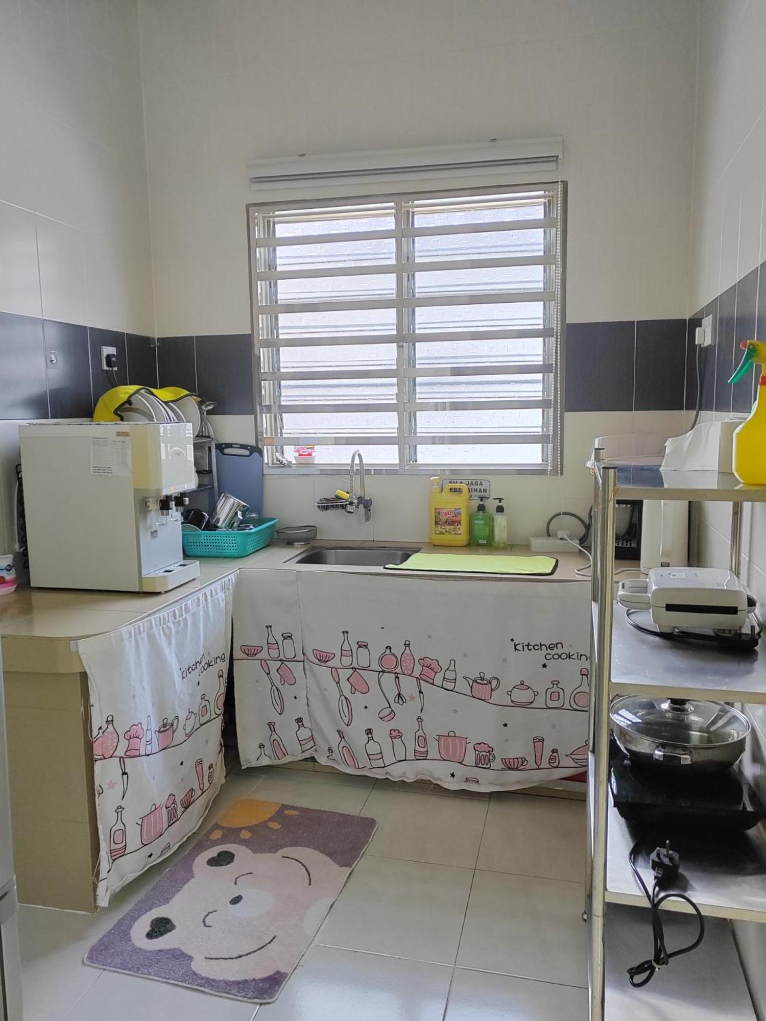 My Homestay Sitiawan - Astronaut Space House 8 Pax Екстер'єр фото